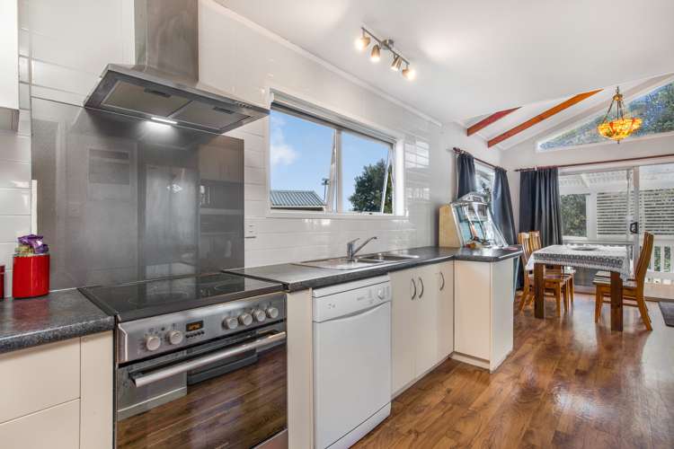 17 Seabar Place Glen Eden_6