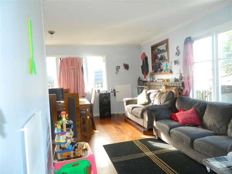 54 Gradara Avenue Otorohanga_9