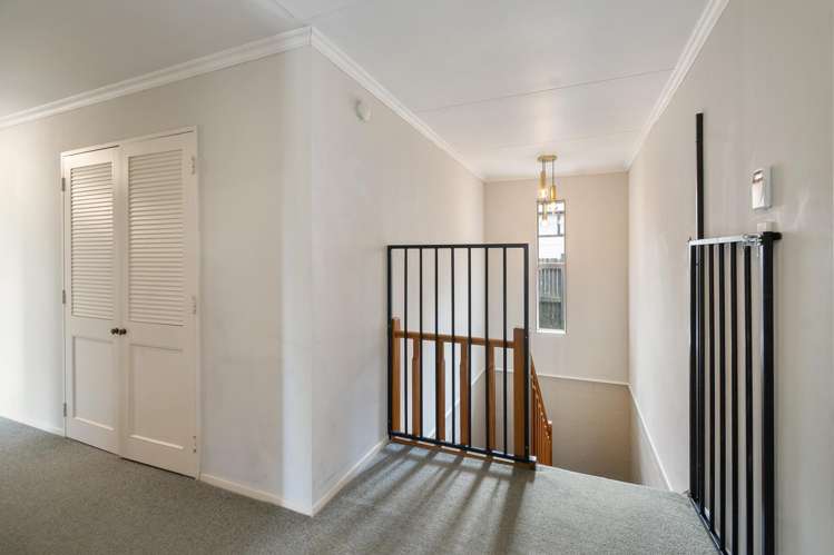 7 Guernsey Place Fitzherbert_12