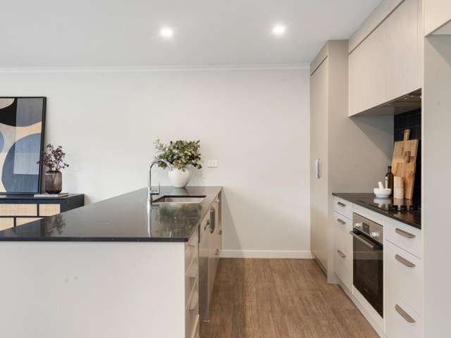 8/18 Mahoe Street Melville_2
