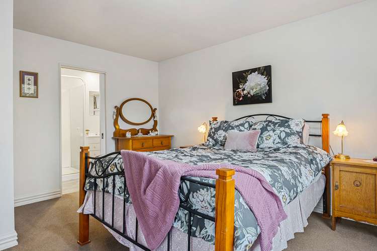 17 Littles Lane Woodend_7