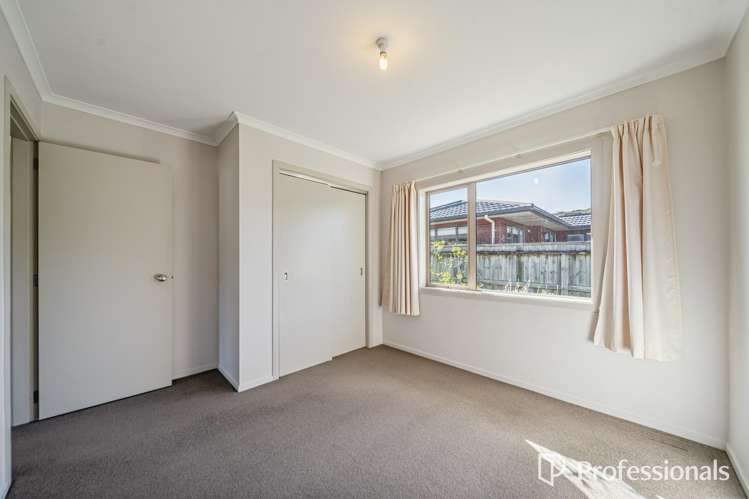 21 Sun Valley Grove Wainuiomata_23