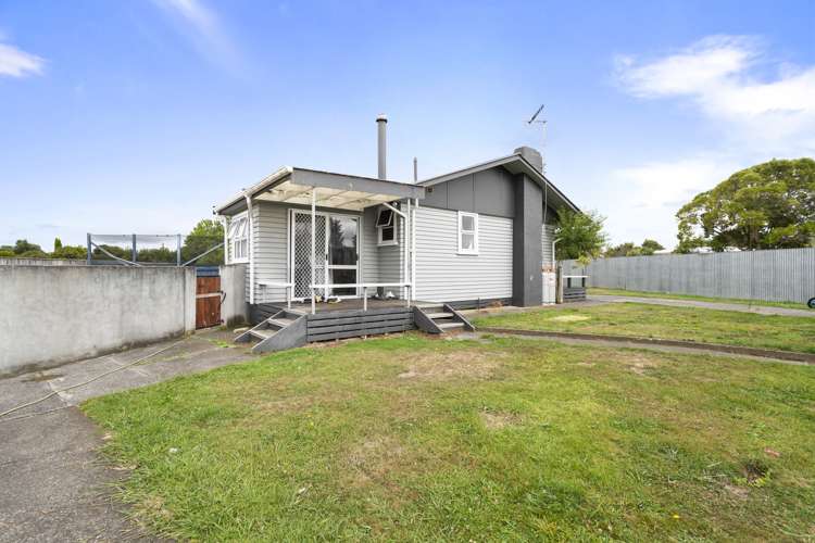 13 Flower Street Bulls_14