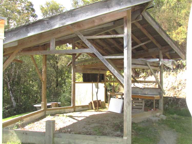 1712 State Highway 7 Moana / Lake Brunner_29