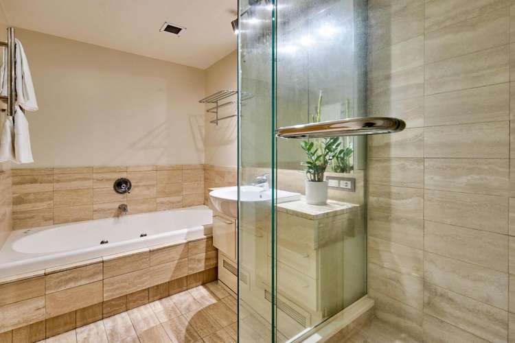 1/326 Oriental Parade Oriental Bay_18