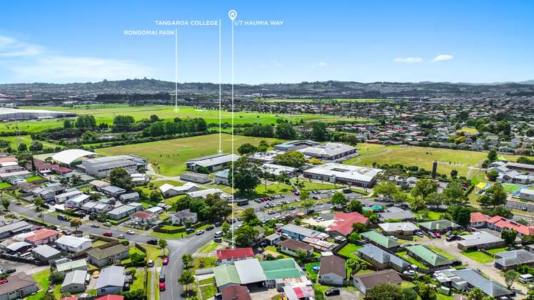 1/7 Haumia Way Otara_19