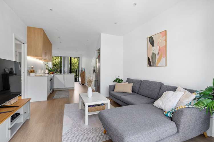 2/445 Hibiscus Coast Highway Orewa_2