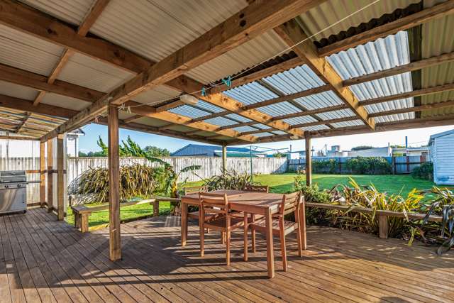 20 Barling Street Himatangi Beach_3