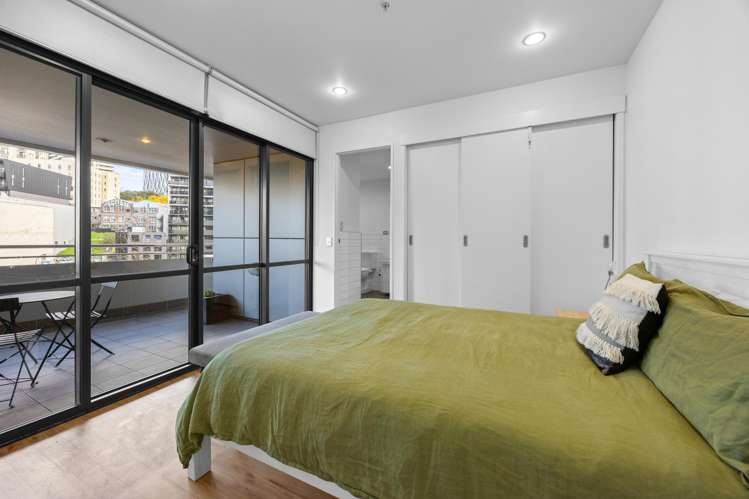 610/18 Beach Road Auckland Central_7