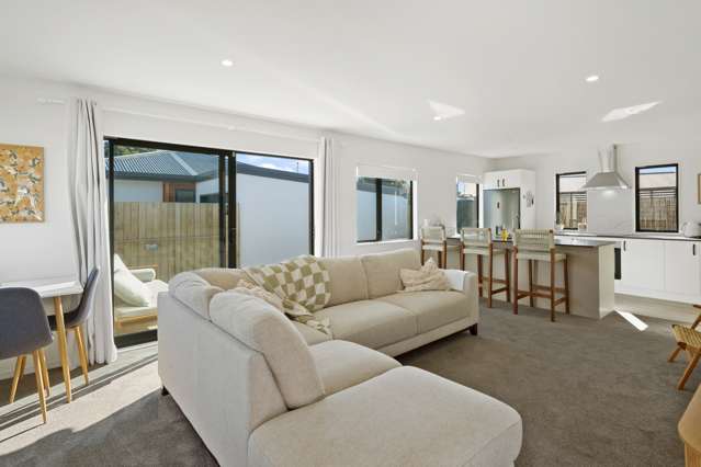 2/9 Raupo Street Bromley_3