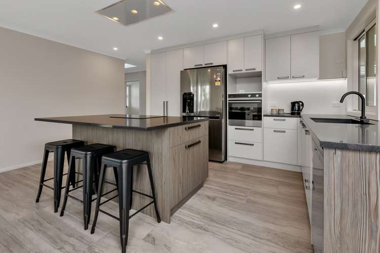 47 Lake Drive Tikipunga_5