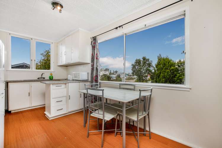 22 Evans Road Glen Eden_11