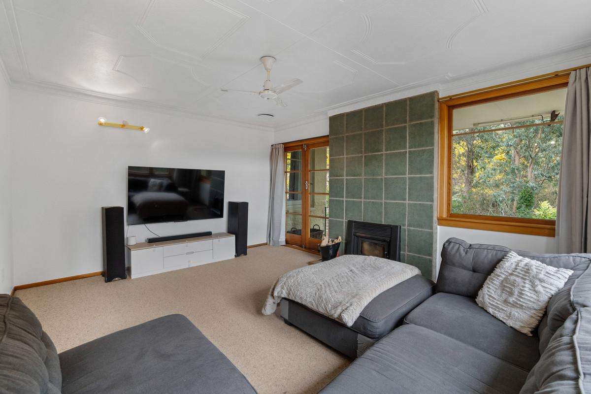 8 Roy Crescent_5