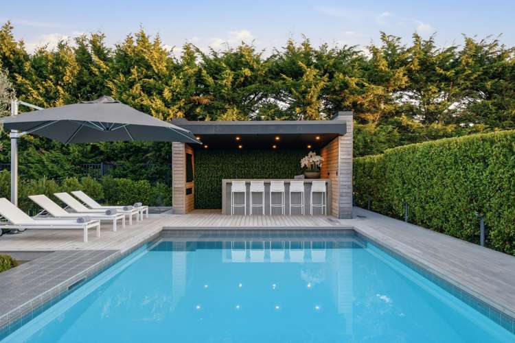29 Carnaveron Drive Lincoln_25