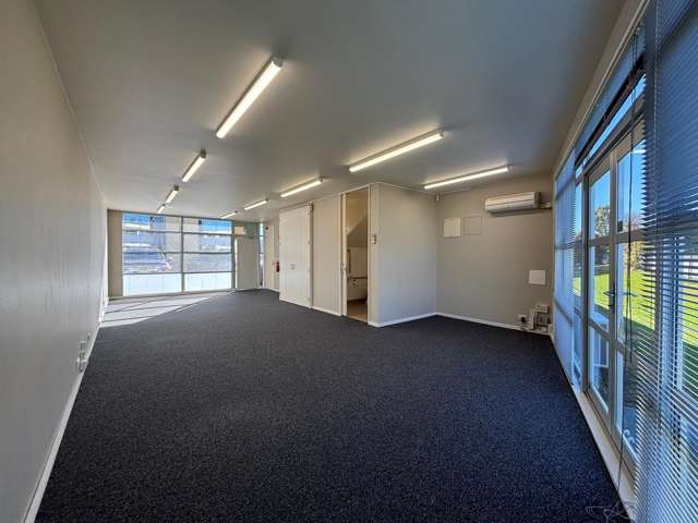 1/27C Sir William Pickering Drive Burnside_3