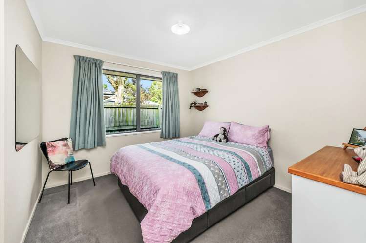 16 Stanwood Grove Darfield_17