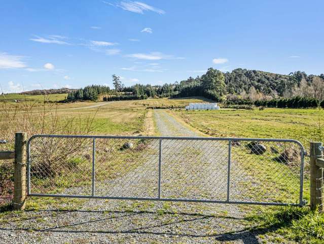 87 Sladdens Bush Road Coopers Creek_1