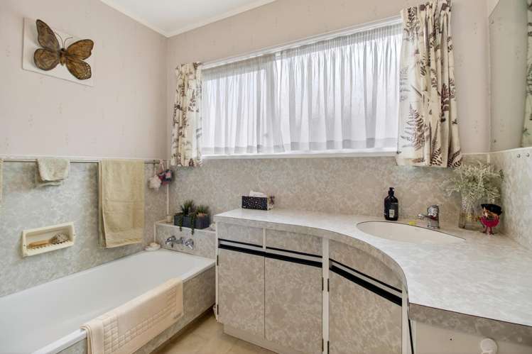 22 Widmore Drive Massey_19