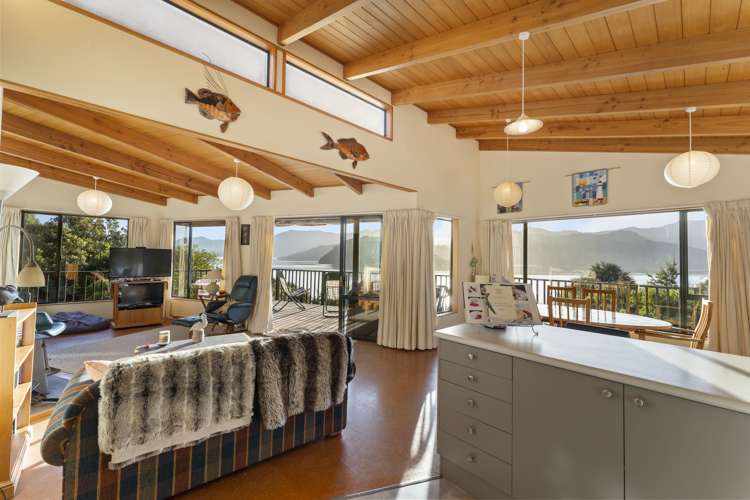 42 Lawrence Road Kenepuru Sound_11