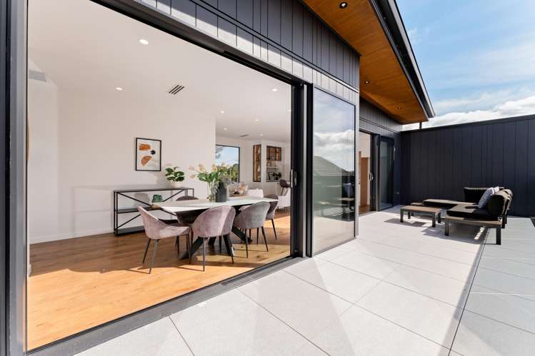 8b William Souter Street Forrest Hill_21