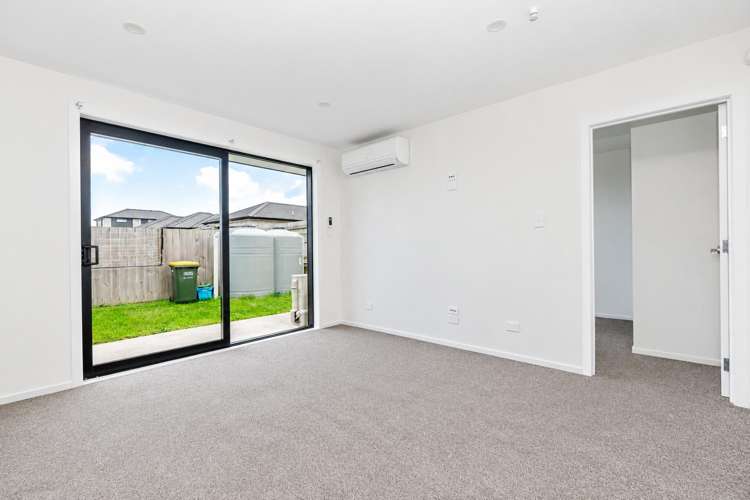 1/47 Cabourne Drive Glenview_7