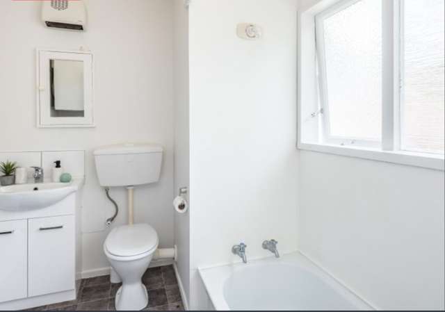 30A Friend Street Karori_3