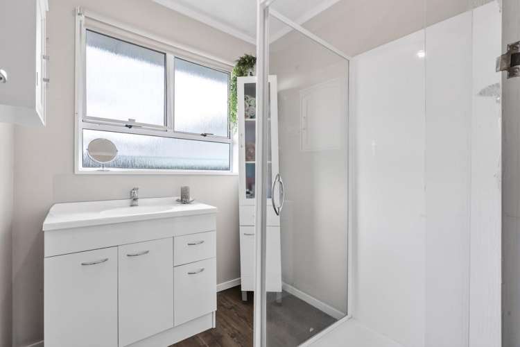 Flat 2/684 Main Road Stoke Stoke_8