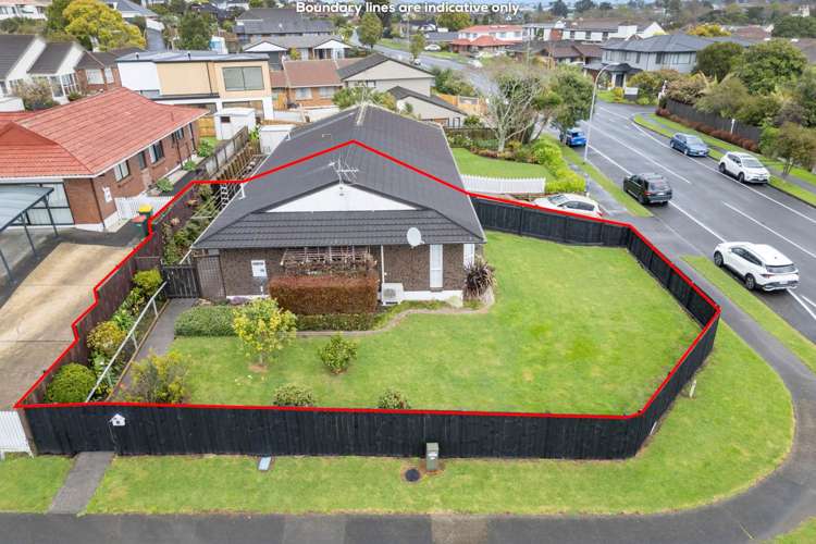 98 Dalwhinnie Parade Highland Park_1