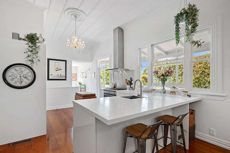 11 Albert Road Devonport_7