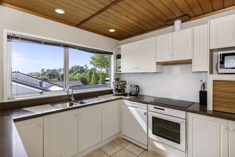 148 Bleakhouse Road Mellons Bay_2