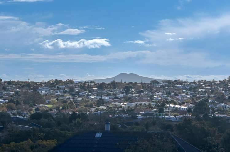 202 Whitford Road Shamrock Park_30