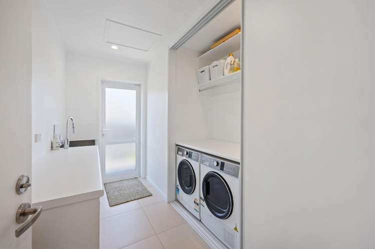 46 Luton Avenue Sunnyhills_32