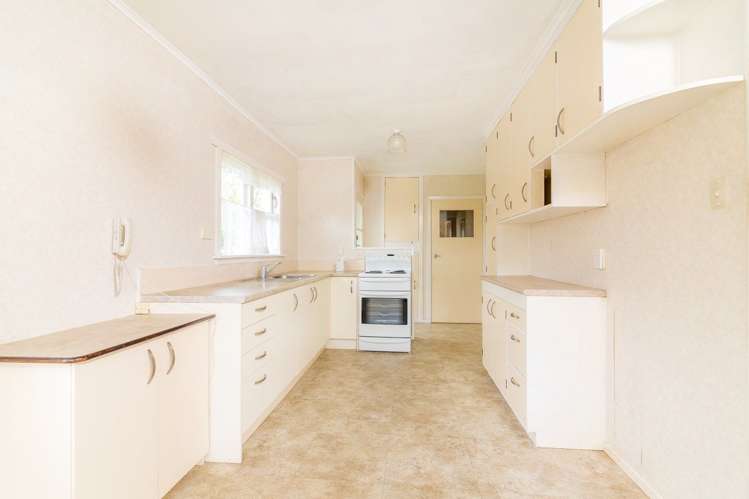 34 Tiroroa Avenue Te Atatu South_8