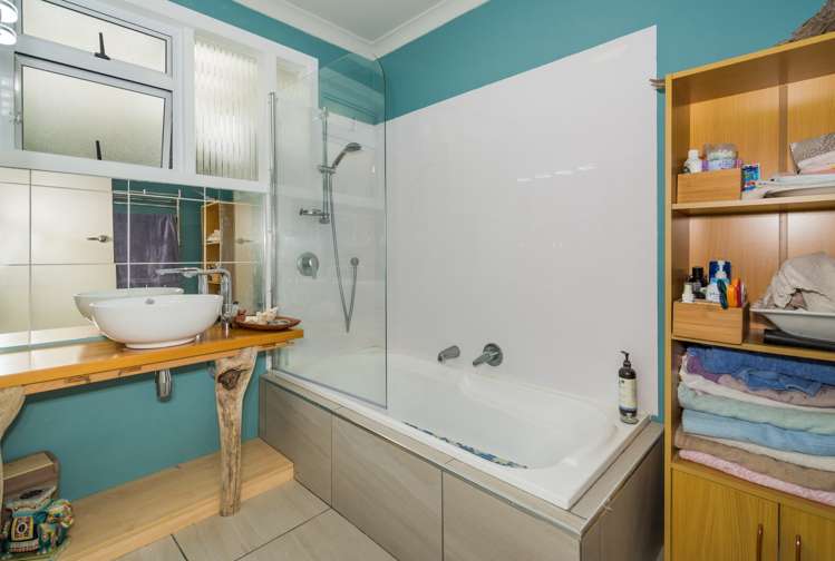 11 Howard Road Northcote_13