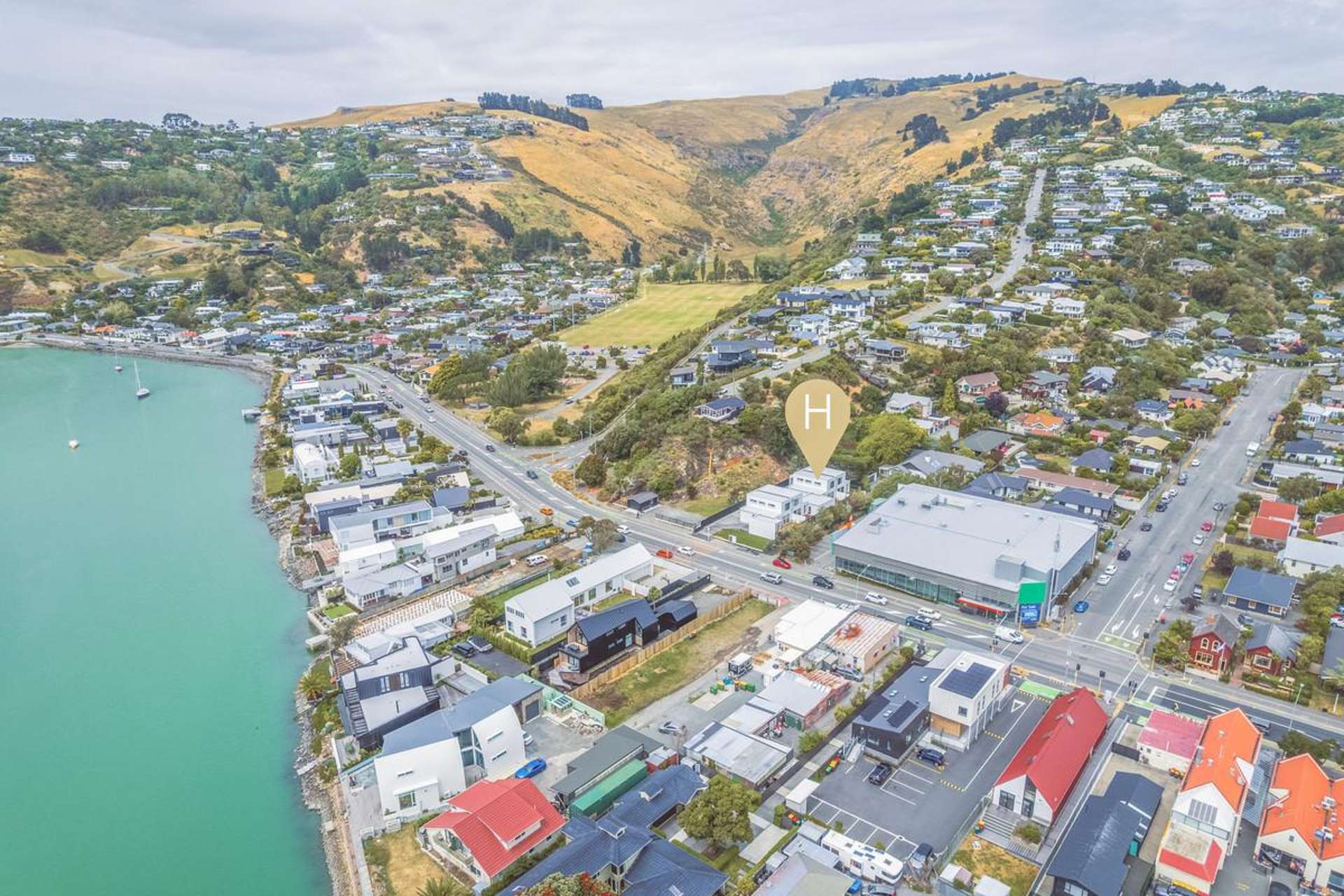 196 Main Road Redcliffs_0