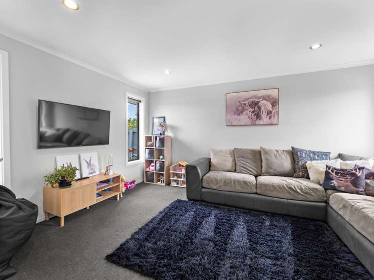 4 Goldrich Grove Netherby_6