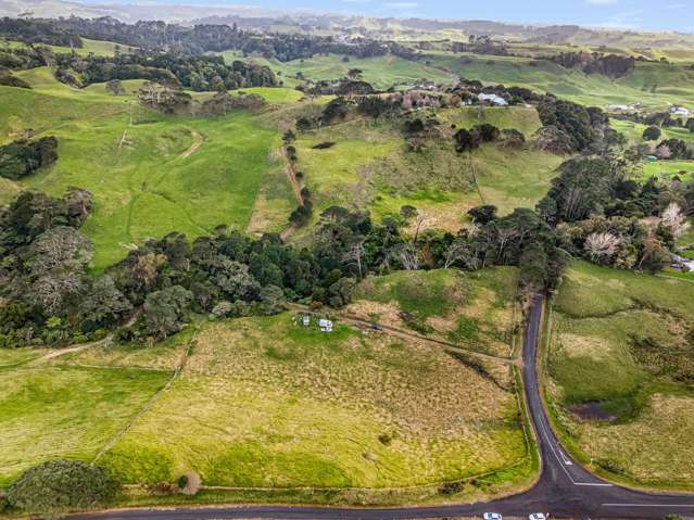 120 Cemetery Road Pollok_2