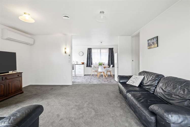 2/4 Armilla Lane Hei Hei_4