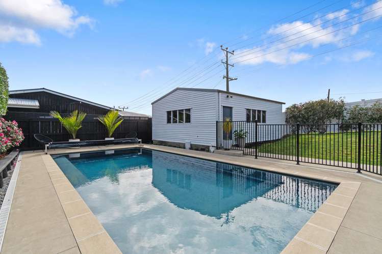 38 Aramoana Avenue Devonport_12