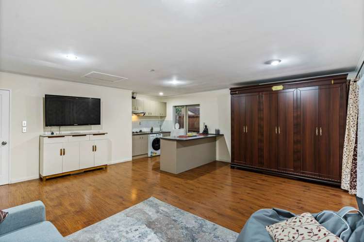 14 Spenbrooke Road Flat Bush_21