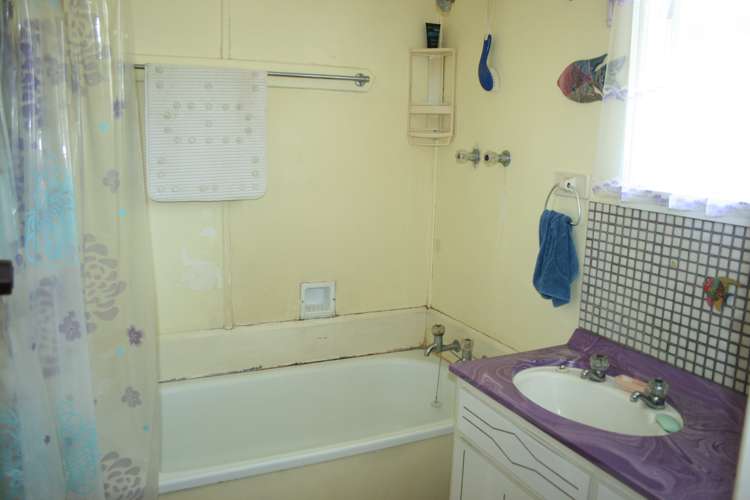 64 Massey Street Kawerau_13