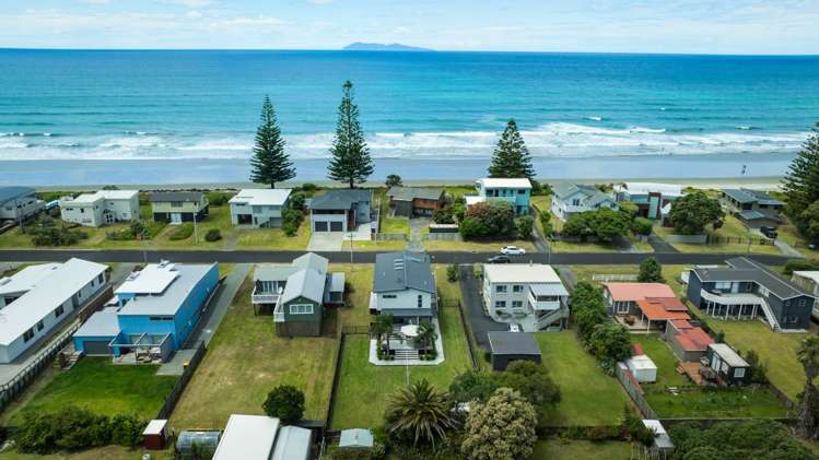 31 The Loop Waihi Beach_35