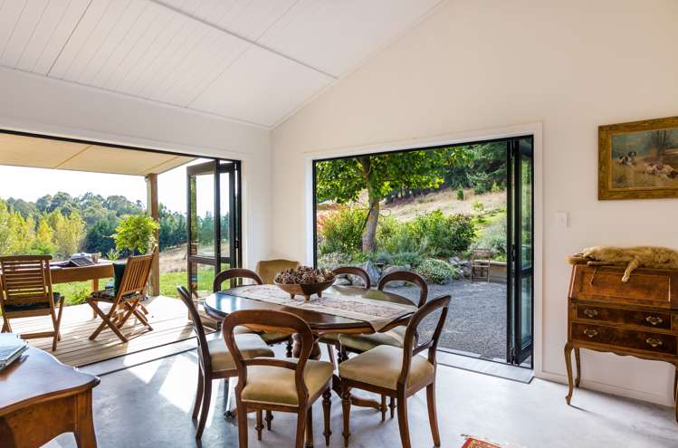 1/142 Mapara Road Acacia Bay_7