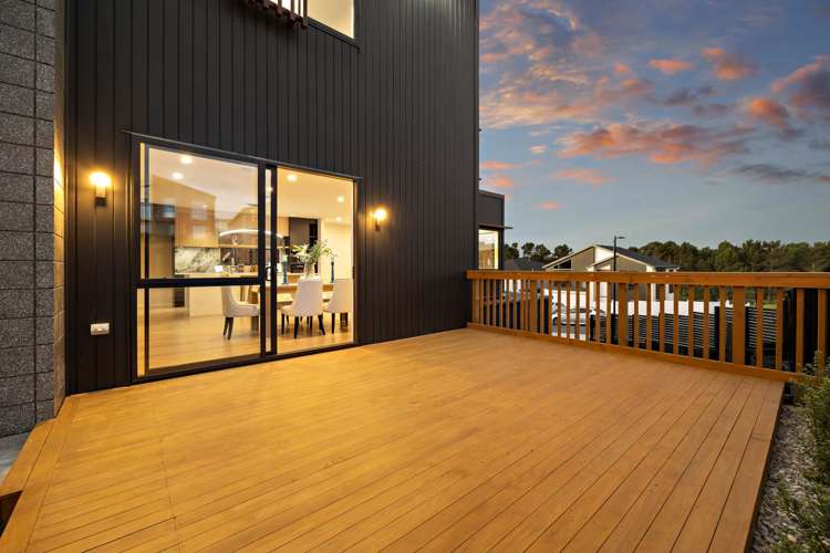 4 Bremner Ridge Street Flat Bush_5