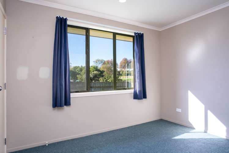 3 Grace Avenue Leamington_10