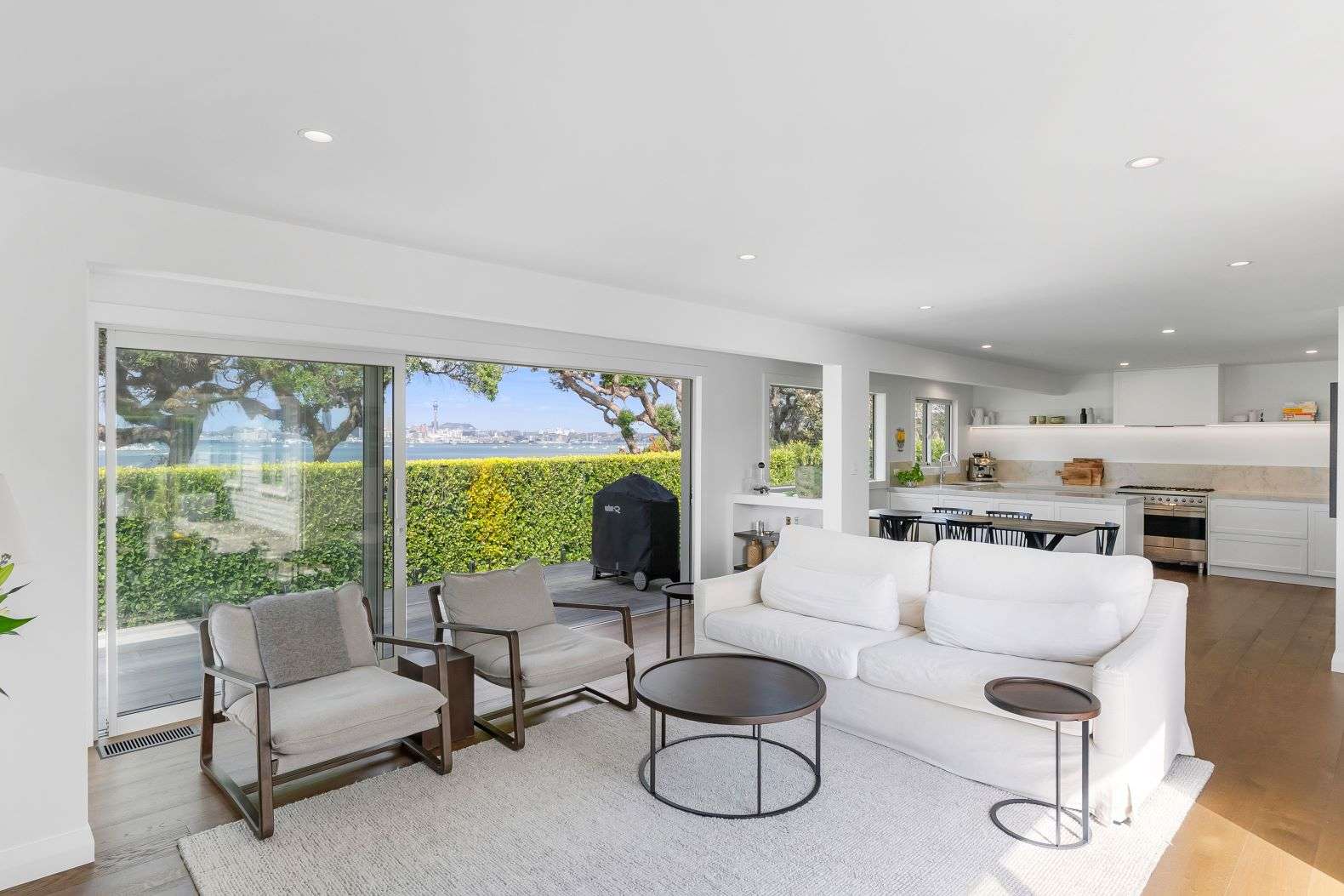 21 Heath Avenue in Northcote, North Shore, Auckland