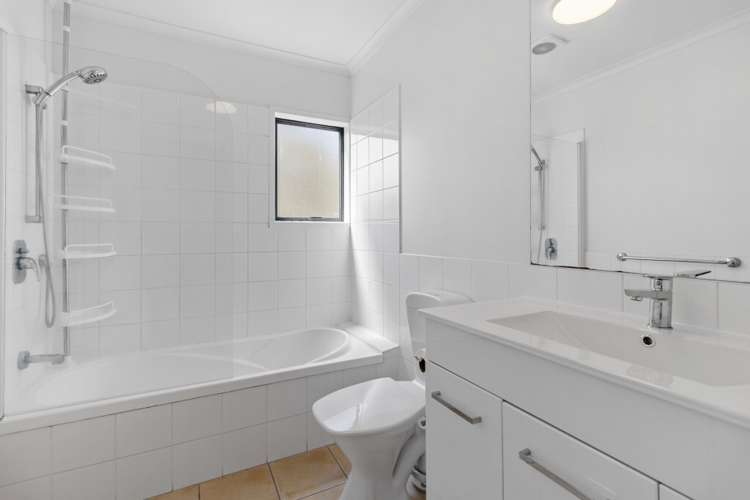 43 Tiri Tiri Road Birkdale_17