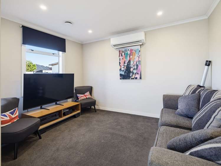5 Hargest Crescent Saint Kilda_13