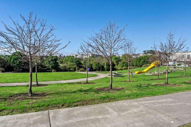 4 Tyler Davies Drive Red Beach_32