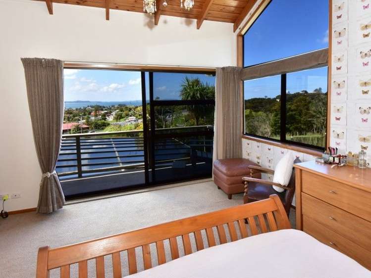 155 Whangaparaoa Road Red Beach_14